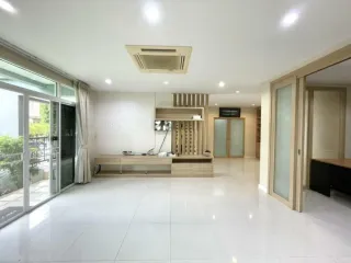 出租 3 卧室 独立屋 在 Suan Luang, 曼谷