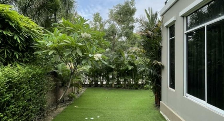 For rent 3 bedrooms house in Suan Luang, Bangkok