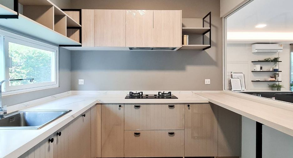 For rent 3 bedrooms house in Prawet, Bangkok