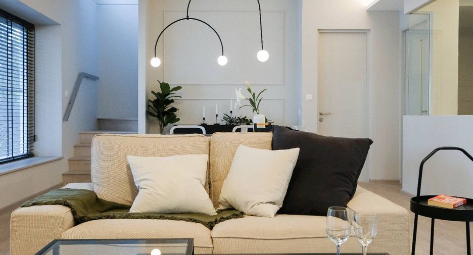 For rent 3 bedrooms house in Prawet, Bangkok