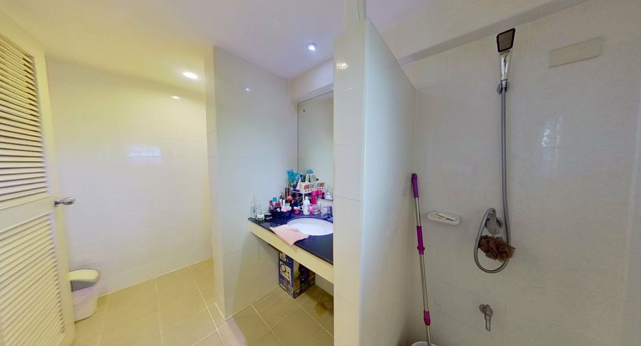 For sale 3 bedrooms house in Mueang Chiang Mai, Chiang Mai