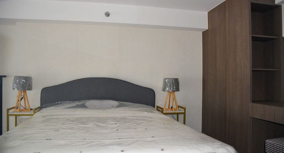 For sale 1 bed condo in Phra Khanong, Bangkok