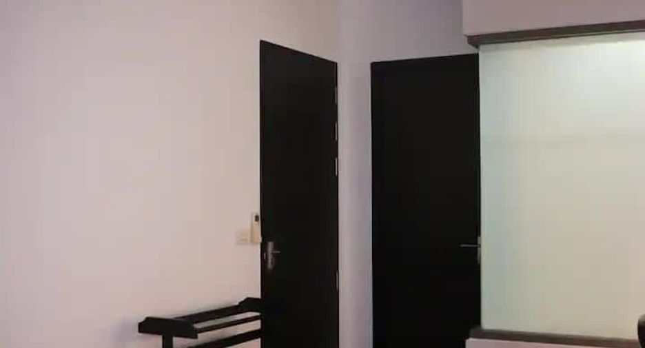 For rent 1 bed condo in Ratchathewi, Bangkok