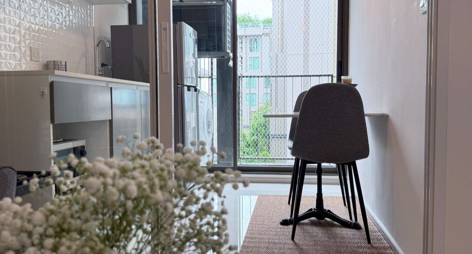 For rent 1 bed condo in Phra Khanong, Bangkok