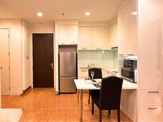 For rent 2 bedrooms condo in Phra Khanong, Bangkok