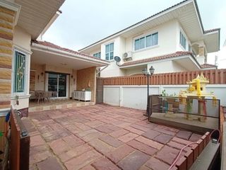 For sale 4 bedrooms house in San Kamphaeng, Chiang Mai