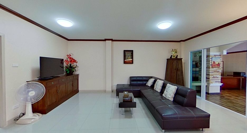 出售 4 卧室 独立屋 在 San Kamphaeng, Chiang Mai