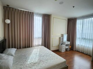 For rent 2 bedrooms condo in Thon Buri, Bangkok