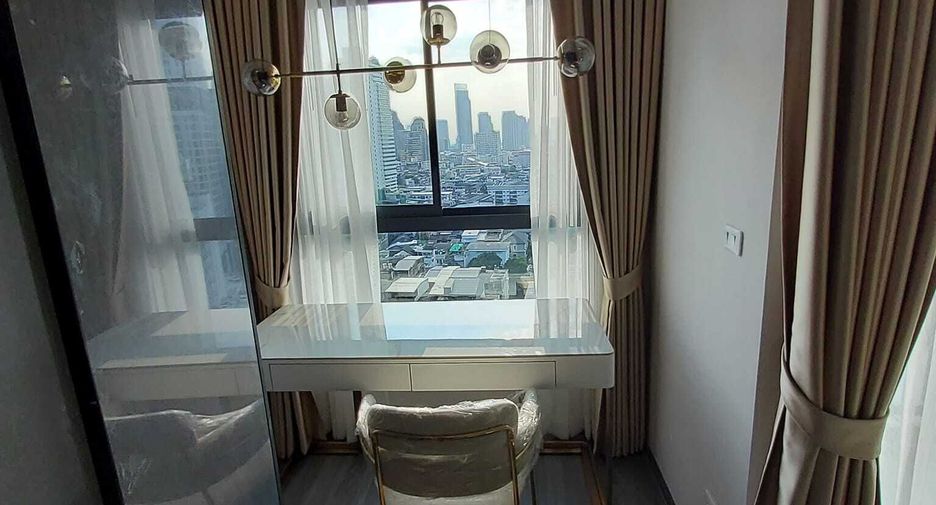 For rent studio condo in Bang Rak, Bangkok