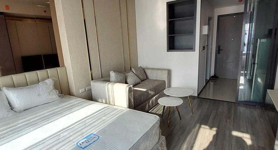 For rent studio condo in Bang Rak, Bangkok