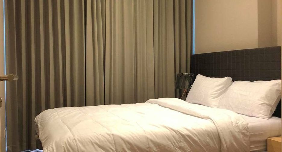 For rent 2 bedrooms condo in Watthana, Bangkok