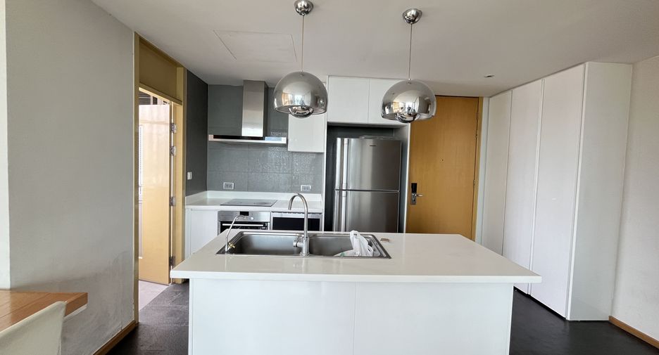 Condo en alquiler de 2 habitaciones en Khlong Toei, Bangkok