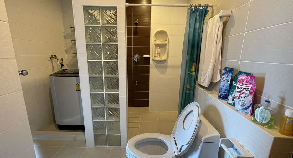 For sale 2 bedrooms condo in Mueang Chiang Mai, Chiang Mai