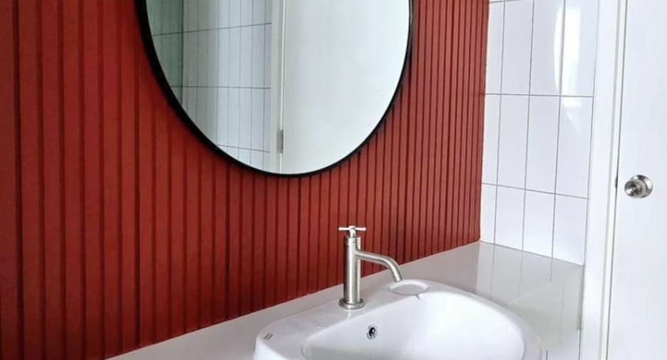 For rent 3 bedrooms townhouse in Mueang Chiang Mai, Chiang Mai