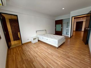Apartment zur Miete mit 3 Zimmer in Khlong Toei, Bangkok