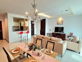 À louer 2 chambres appartement à Watthana, Bangkok