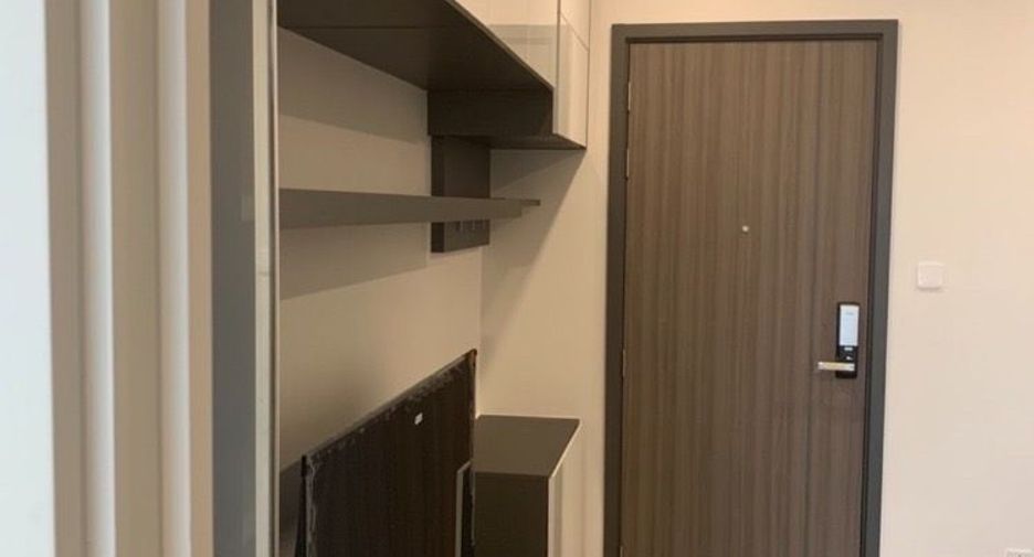 Condo en alquiler de 1 habitaciones en Bang Rak, Bangkok