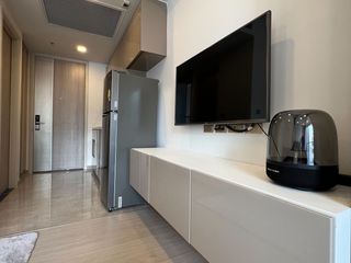 À louer studio condo à Huai Khwang, Bangkok