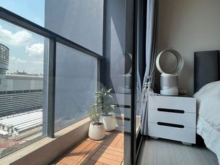 À louer studio condo à Huai Khwang, Bangkok