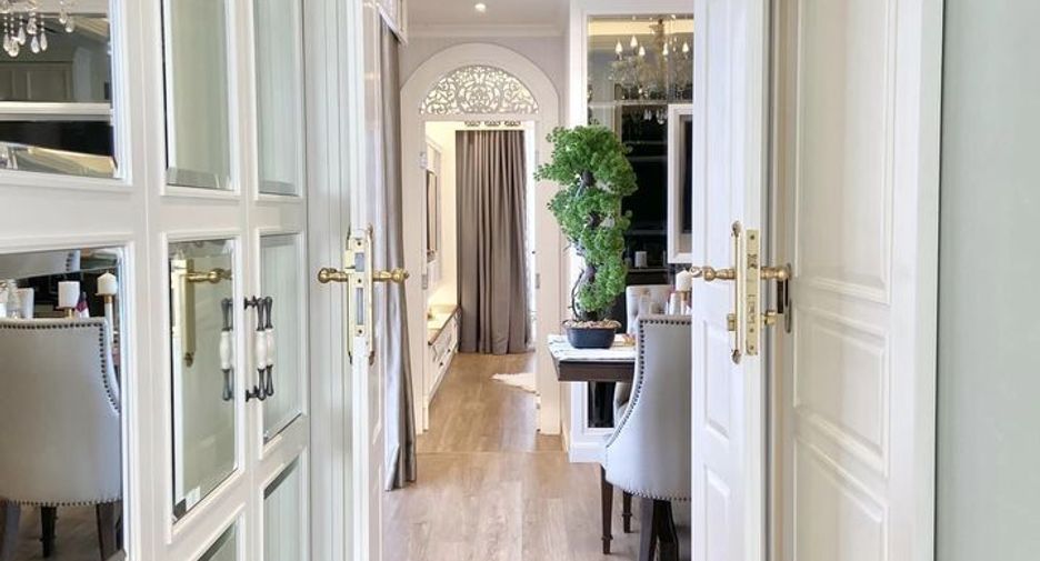 For sale 2 ベッドルーム condo in Khlong Toei, Bangkok