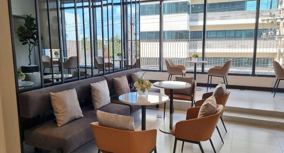 For rent studio condo in Phra Khanong, Bangkok