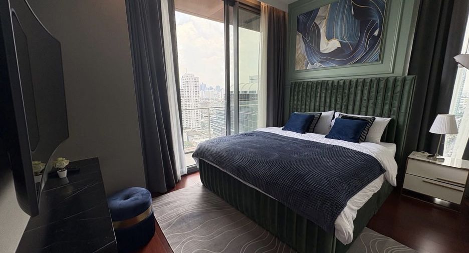 For rent 2 bedrooms condo in Watthana, Bangkok