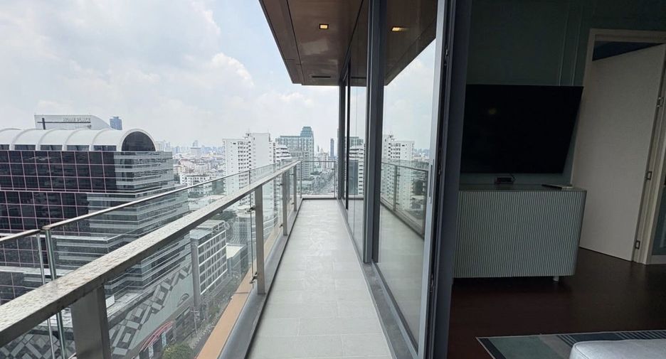 For rent 2 bedrooms condo in Watthana, Bangkok