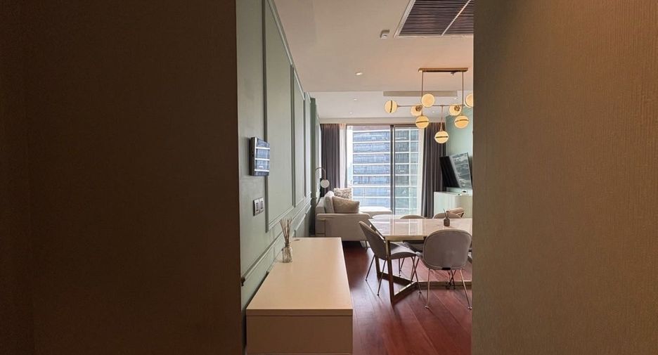 For rent 2 bedrooms condo in Watthana, Bangkok