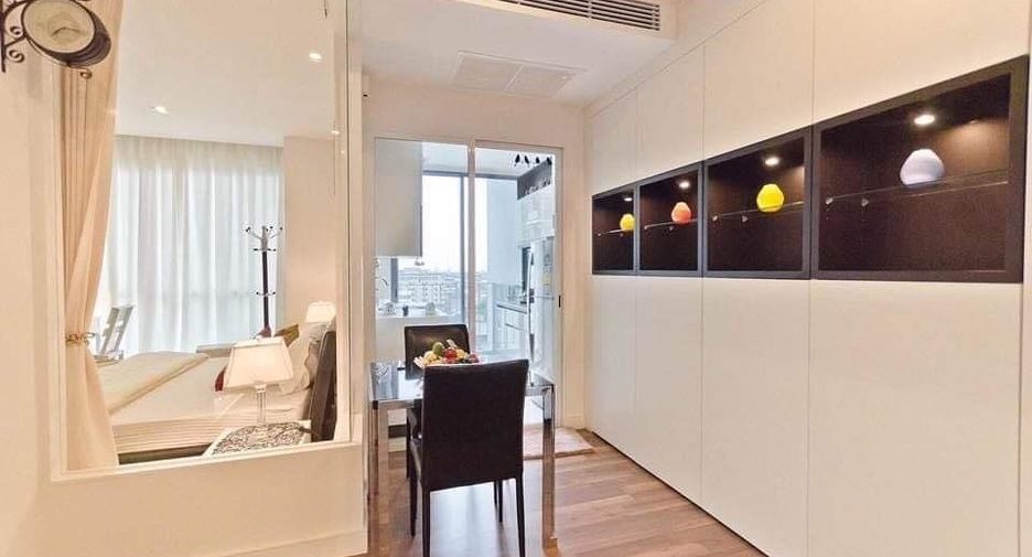 Condo en venta de 1 habitaciones en Phra Khanong, Bangkok