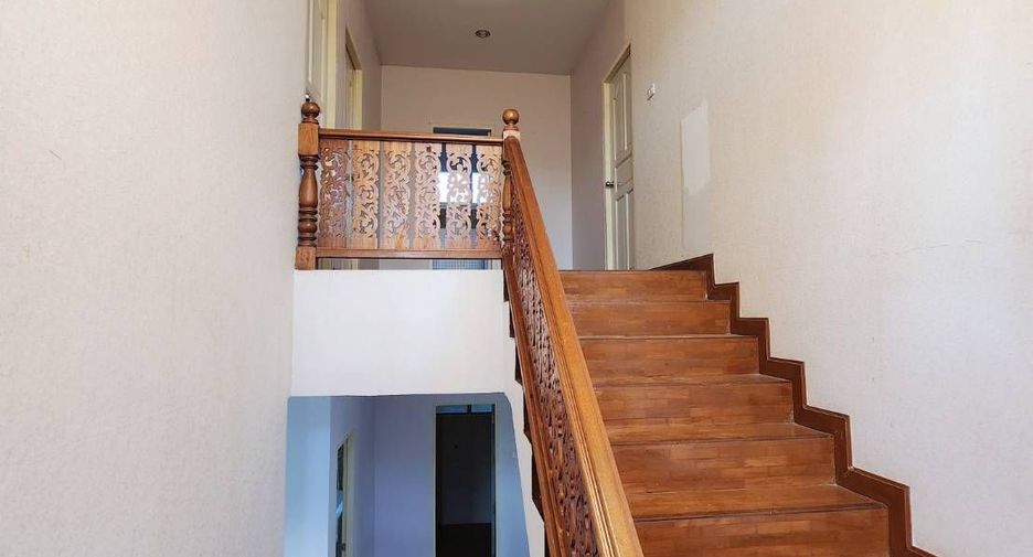 For rent 4 bedrooms house in Doi Saket, Chiang Mai