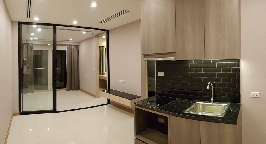 For sale 1 bed condo in Pathum Wan, Bangkok