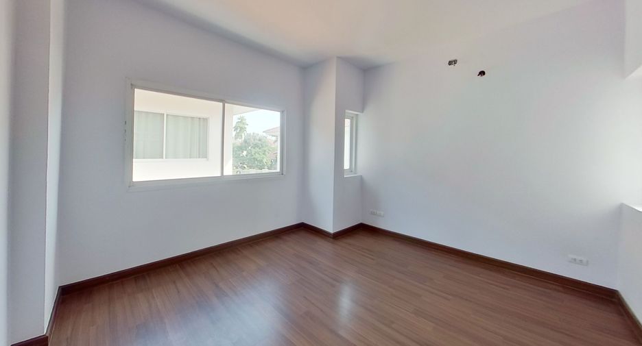 For sale 3 bedrooms house in Doi Saket, Chiang Mai