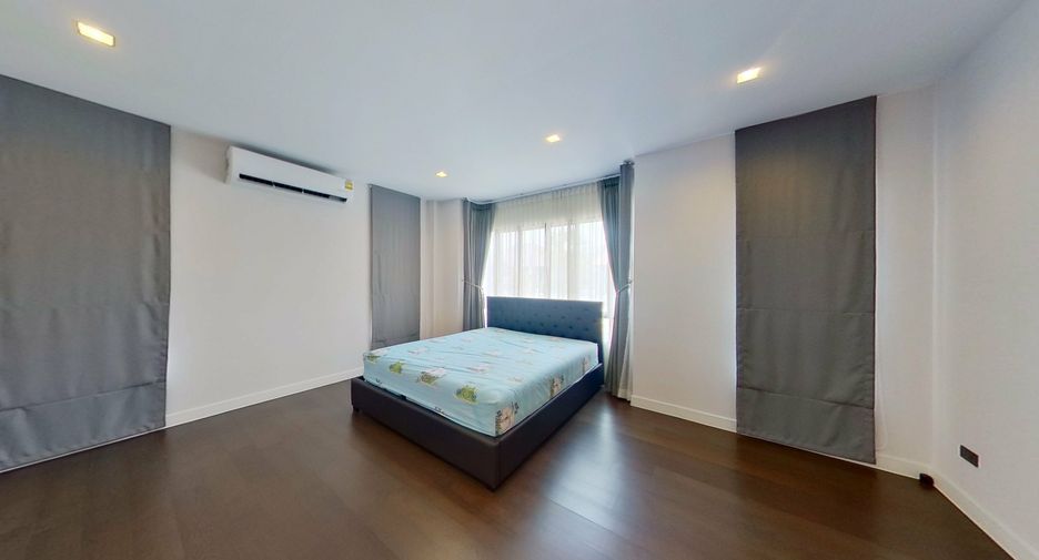 For sale 4 bedrooms house in San Sai, Chiang Mai