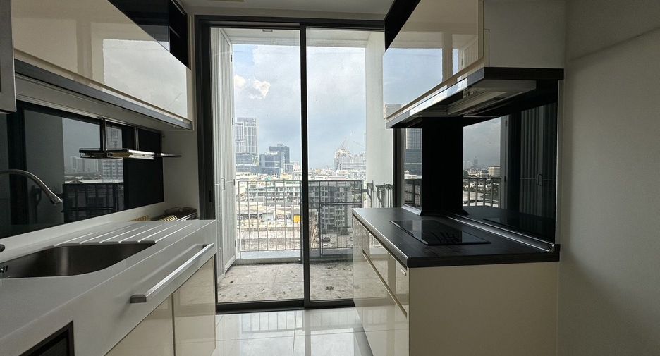 For sale 1 Beds condo in Phra Khanong, Bangkok