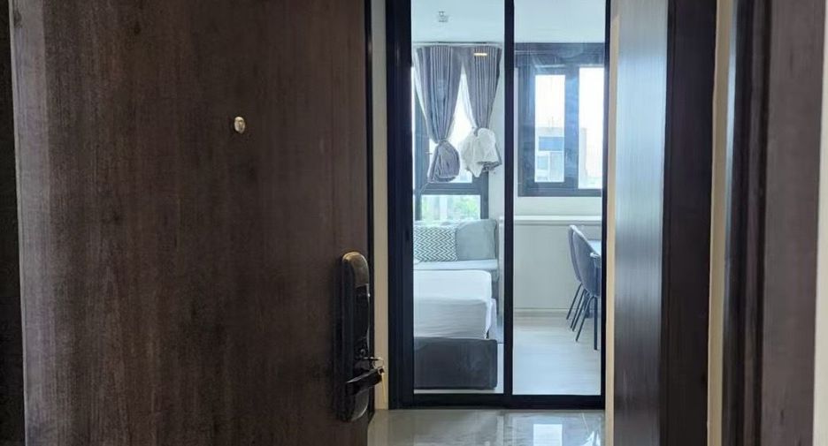 Wohnung zur Miete mit 1 Zimmer in Huai Khwang, Bangkok