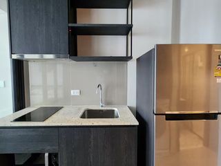 Condo en alquiler de 1 habitaciones en Huai Khwang, Bangkok