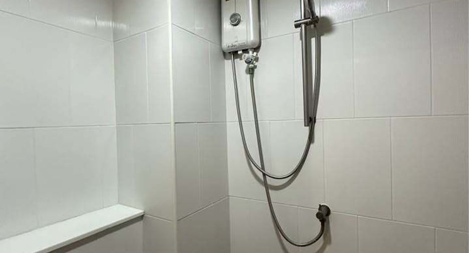 For sale 1 bed condo in Watthana, Bangkok