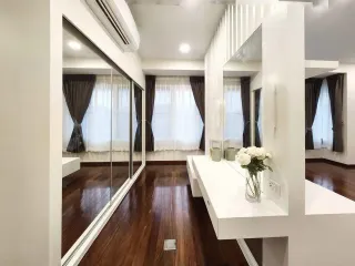 ให้เช่า 5 ห้องนอน บ้านเดี่ยว ใน ห้วยขวาง, กรุงเทพฯ