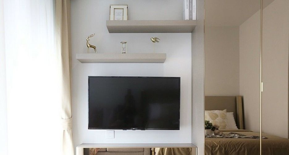 For rent studio condo in Pathum Wan, Bangkok