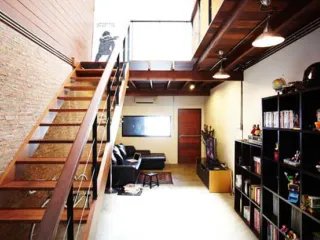 For rent 2 bedrooms townhouse in Watthana, Bangkok