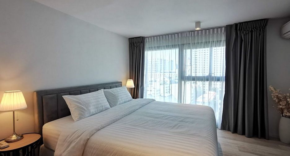 For rent 2 bedrooms condo in Sathon, Bangkok