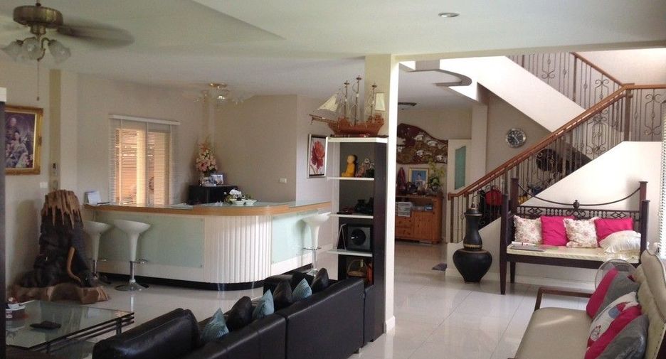 For sale 4 bedrooms villa in Hang Dong, Chiang Mai