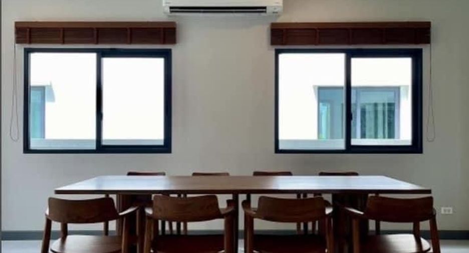 Casa en alquiler de 4 habitaciones en Bang Phli, Samut Prakan
