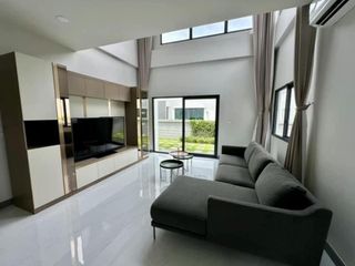 For rent 4 bedrooms house in Bang Phli, Samut Prakan