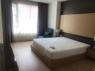Apartamento en alquiler de 2 habitaciones en Watthana, Bangkok