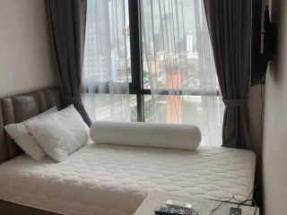For rent 2 bedrooms condo in Phra Khanong, Bangkok