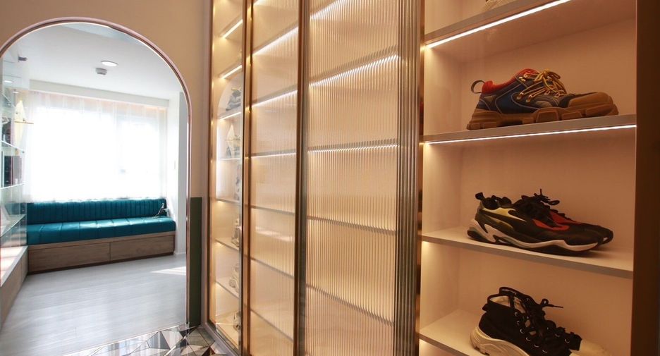 For sale 1 Beds condo in Sathon, Bangkok