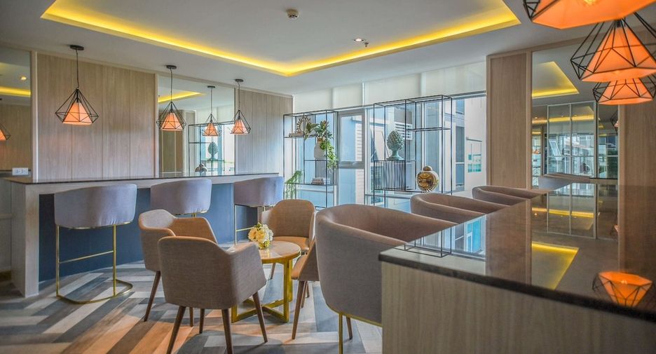 For sale 1 bed condo in Mueang Samut Prakan, Samut Prakan