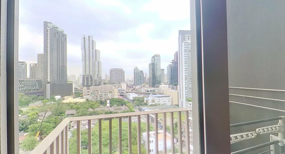 For rent 1 bed condo in Khlong Toei, Bangkok
