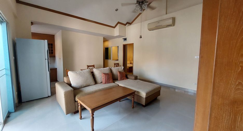 For rent 2 bedrooms apartment in Watthana, Bangkok